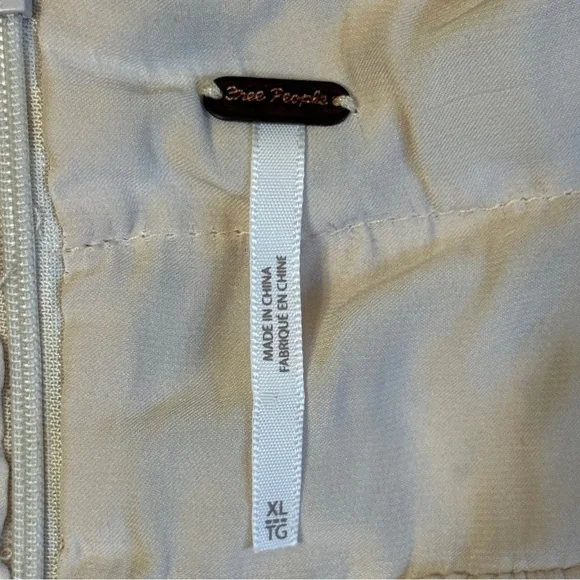 Free People Lexi Strappy Lace Romper Light Pink Size XL #1892 - Picture 6 of 8